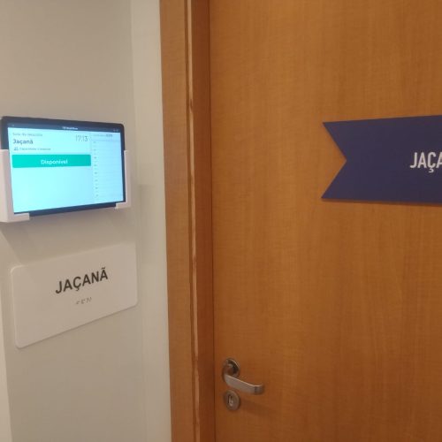 f81c8962-0e62-4054-9a37-80f5ea9b998f